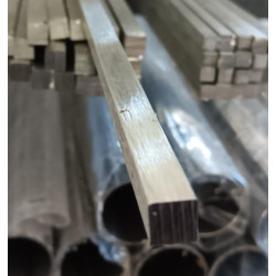 barra quadrata ACCIAIO INOX AISI 304 trafilato