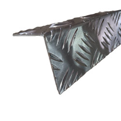 angolare alluminio, MANDORLATO IN ALLUMINIO PARASPIGOLI