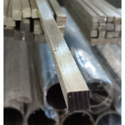 barra quadrata ACCIAIO INOX AISI 304 trafilato