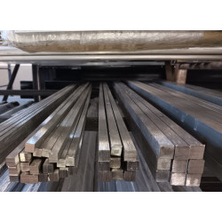 barra quadrata ACCIAIO INOX AISI 304 trafilato